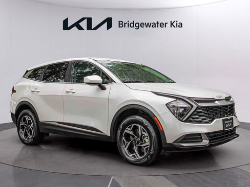 Certified 2023 Kia Sportage LX AWD/4WD image 1