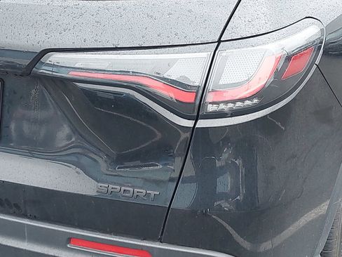 Used 2023 Honda HR-V Sport image 11