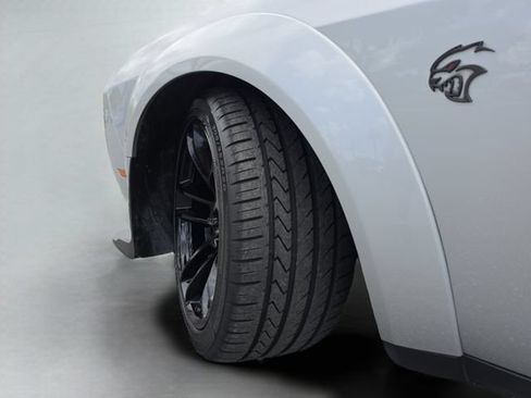 Used 2020 Dodge Challenger SRT Hellcat Redeye RWD image 35