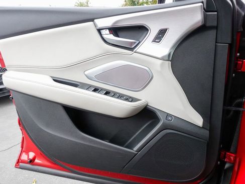 Certified 2025 Acura RDX w/ Technology Package image 23