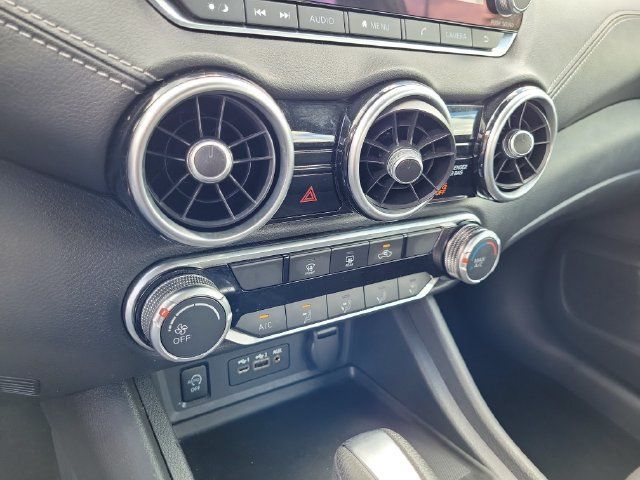 Used 2024 Nissan Sentra SV FWD image 32