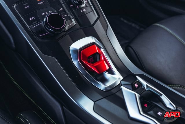 Used 2019 Lamborghini Huracan LP 580-2 RWD image 24