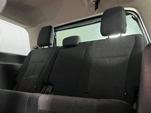 Used 2024 Ford Expedition XLT image 28