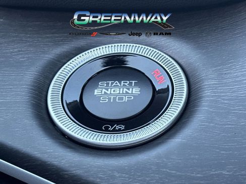 New 2025 Jeep Grand Cherokee Limited RWD image 30
