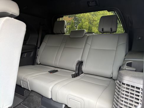 Used 2026 Toyota Sequoia Limited AWD/4WD image 10
