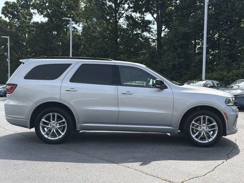 Used 2024 Dodge Durango GT AWD/4WD image 7