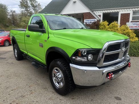 Used 2012 RAM 2500 ST w/ Chrome Appearance Group image 5