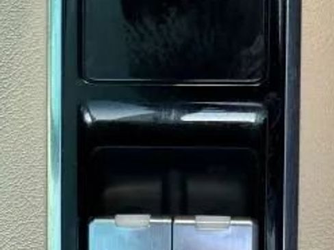 Used 2018 Land Rover Range Rover HSE image 43