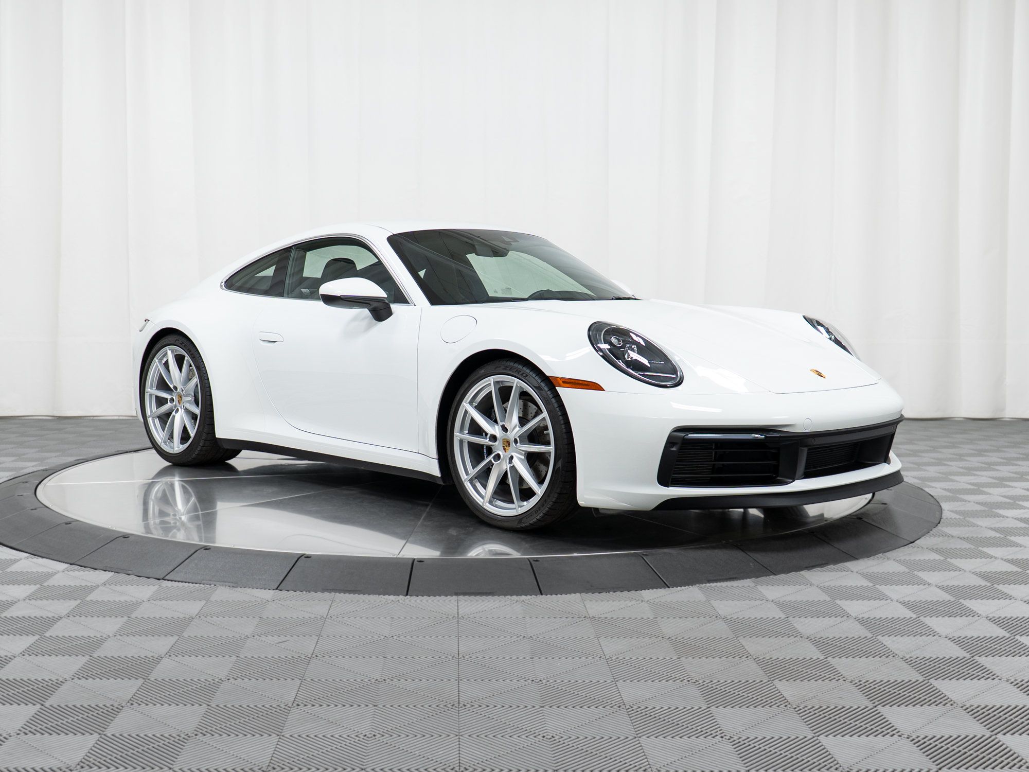 Certified 2024 Porsche 911 Carrera S RWD image 6