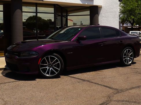Used 2021 Dodge Charger R/T w/ Plus Group RWD image 3