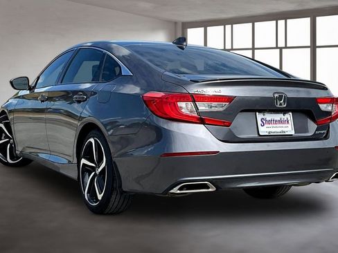 Used 2019 Honda Accord Sport image 4