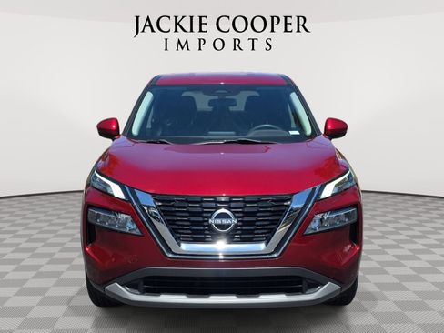 Used 2023 Nissan Rogue SV FWD image 2
