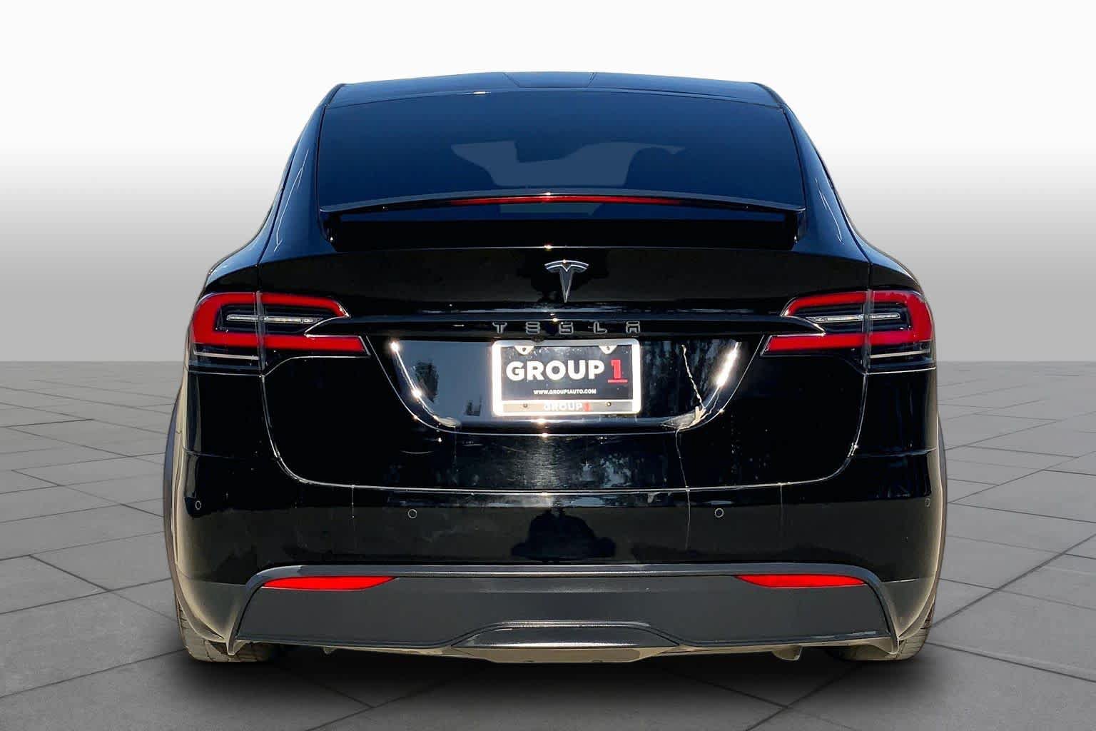 Used 2022 Tesla Model X AWD/4WD image 4