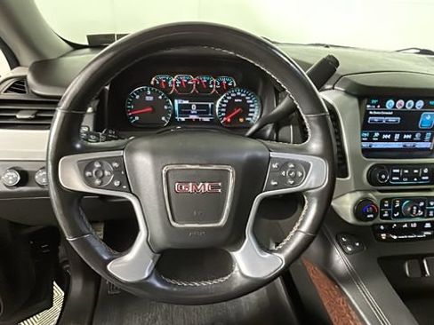 Used 2020 GMC Yukon SLT AWD/4WD image 14