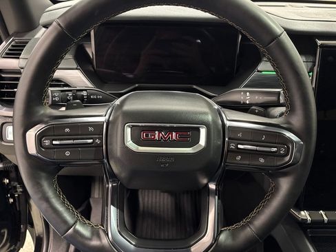 Used 2025 GMC Acadia AT4 w/ LPO, Floor Liner Package AWD/4WD image 20
