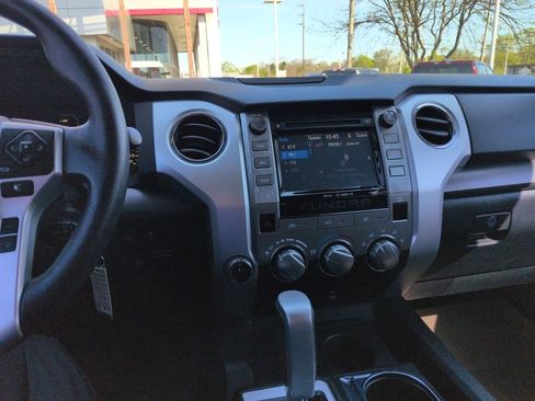 Used 2019 Toyota Tundra SR5 w/ TRD Off Road Package image 17
