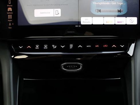 New 2026 Jeep Grand Cherokee Altitude AWD/4WD image 24