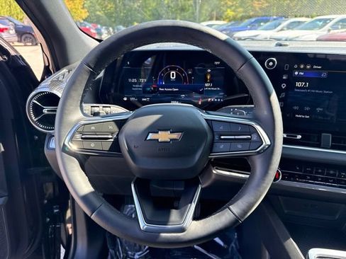 Used 2026 Chevrolet Equinox LT w/ Convenience Package II AWD/4WD image 25