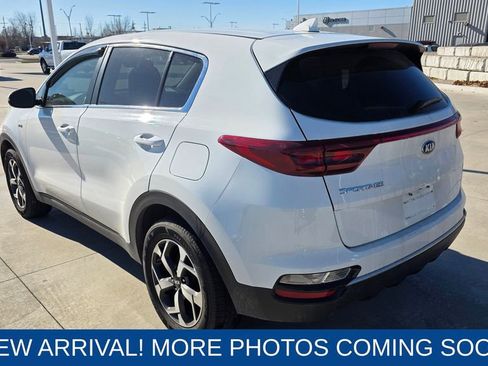 Used 2020 Kia Sportage LX w/ LX Popular Package image 3