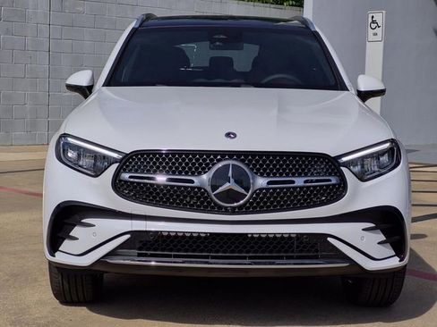 New 2026 Mercedes-Benz GLC 300 image 2