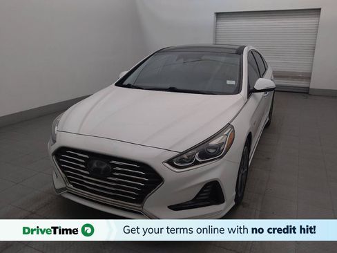 Used 2019 Hyundai Sonata Limited w/ Ultimate Package 02 FWD image 1