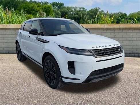 New 2026 Land Rover Range Rover Evoque S image 3
