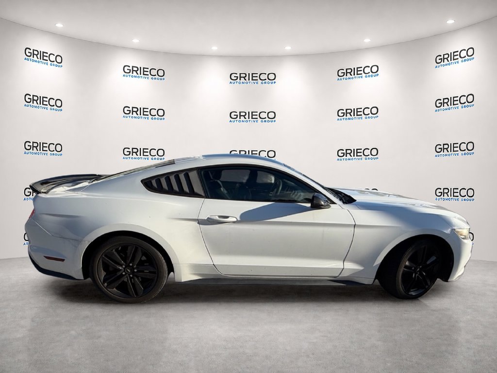 Used 2017 Ford Mustang Premium RWD image 9