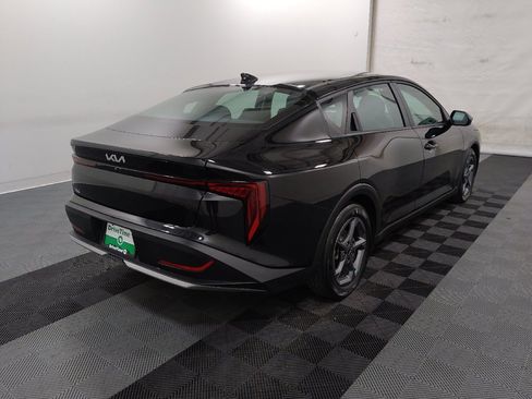 Used 2025 Kia K4 FWD image 9
