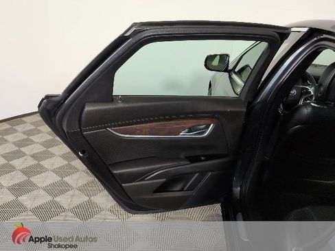 Used 2013 Cadillac XTS Premium AWD/4WD image 28