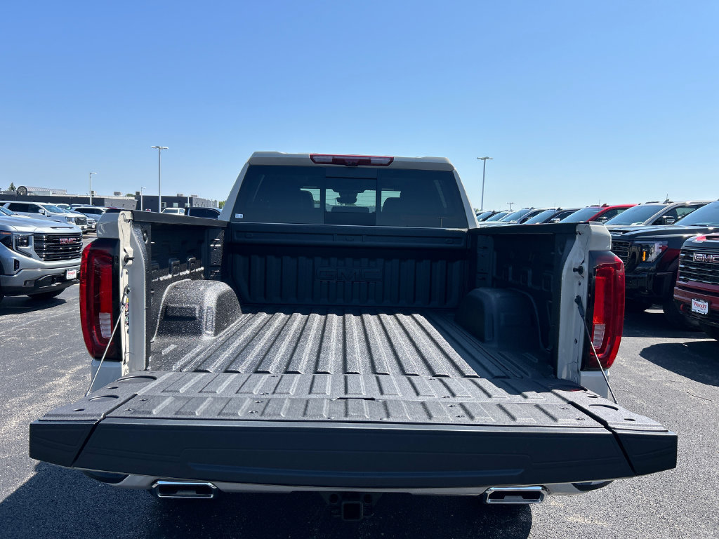 New 2026 GMC Sierra 1500 AT4 w/ AT4 Premium Package AWD/4WD image 38