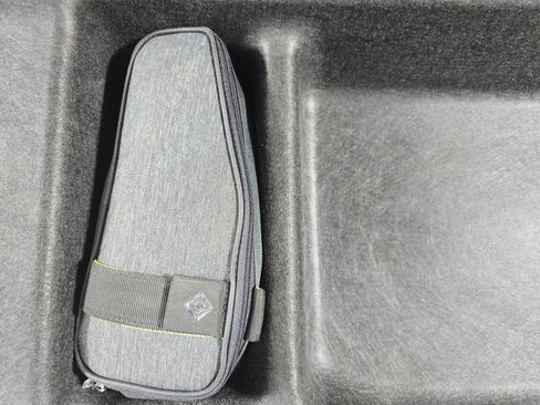 Used 2023 Rivian R1S Adventure AWD/4WD image 34