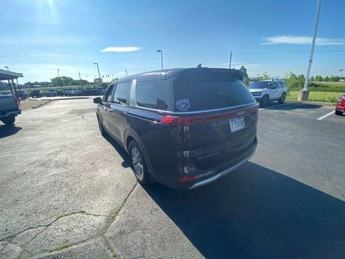 Used 2022 Kia Carnival LX FWD image 25