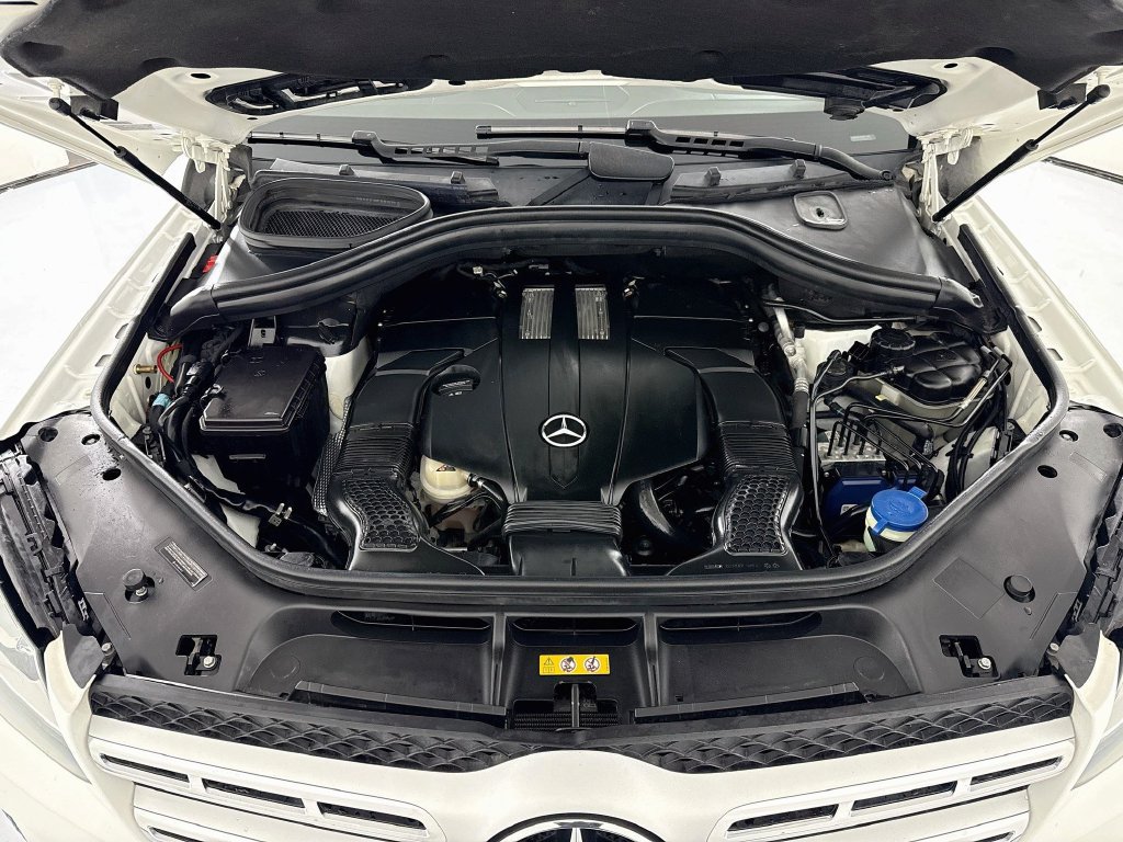 Used 2017 Mercedes-Benz GLS 450 4MATIC image 29
