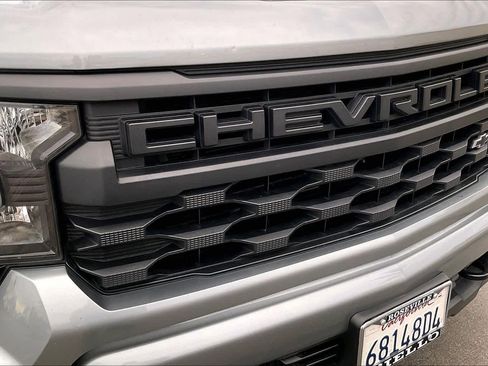 Used 2025 Chevrolet Silverado 1500 Custom image 30