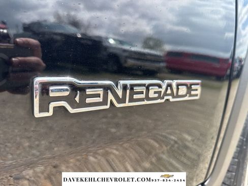 Used 2017 Jeep Renegade Limited FWD image 45