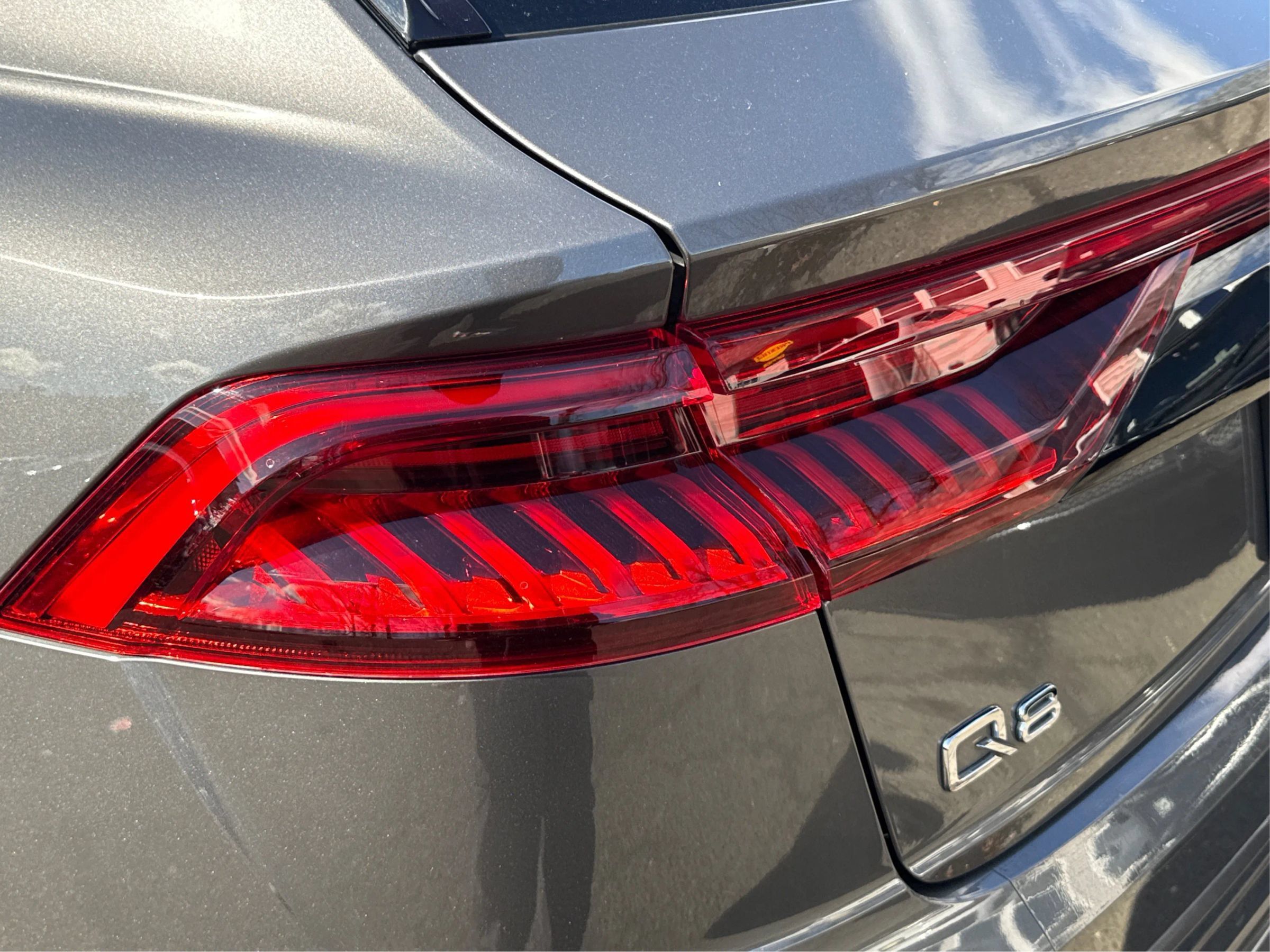 Used 2019 Audi Q8 Premium Plus AWD/4WD image 25