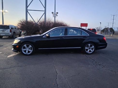 Used 2011 Mercedes-Benz S 550 4MATIC image 5