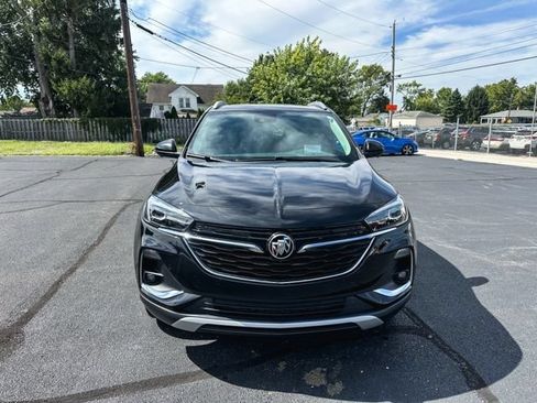 Used 2023 Buick Encore GX Essence w/ Advanced Technology Package FWD image 2