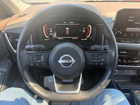 Used 2023 Nissan Rogue Platinum w/ Platinum Premium Package AWD/4WD image 17