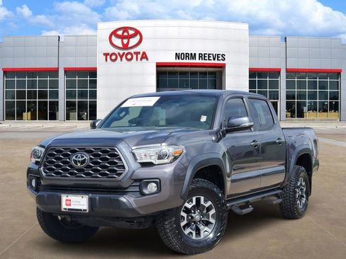 Used 2020 Toyota Tacoma TRD Off-Road w/ Technology Package AWD/4WD image 1