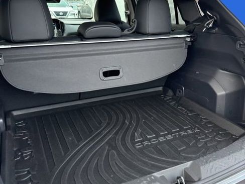 Used 2025 Subaru Crosstrek 2.5i Limited w/ Crosstrek Mirror Package image 9