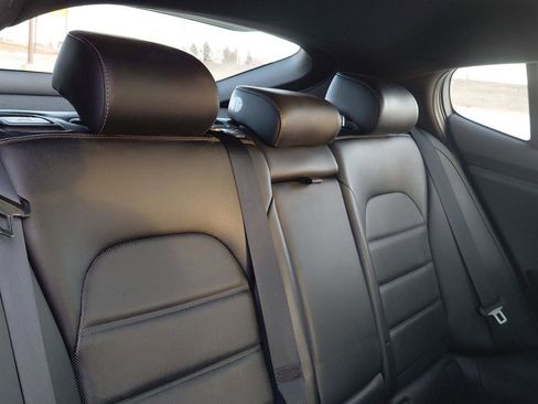 Used 2018 Kia Stinger GT2 image 15