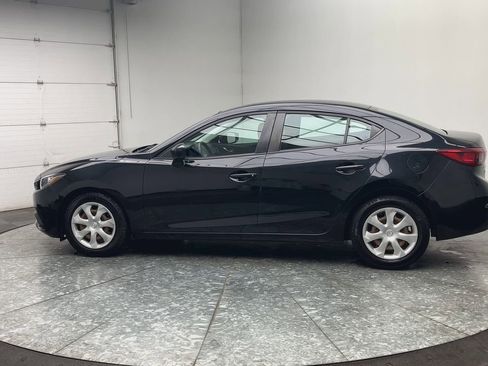 Used 2015 MAZDA MAZDA3 i Sport image 28