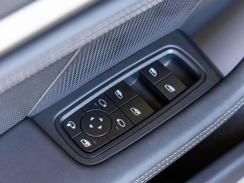 New 2025 Porsche Taycan Turbo S image 97