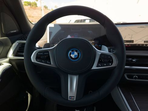 New 2026 BMW X5 xDrive50e w/ M Sport Package AWD/4WD image 14