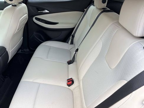 Used 2023 Buick Encore GX Preferred w/ Cold Weather Comfort Package FWD image 29