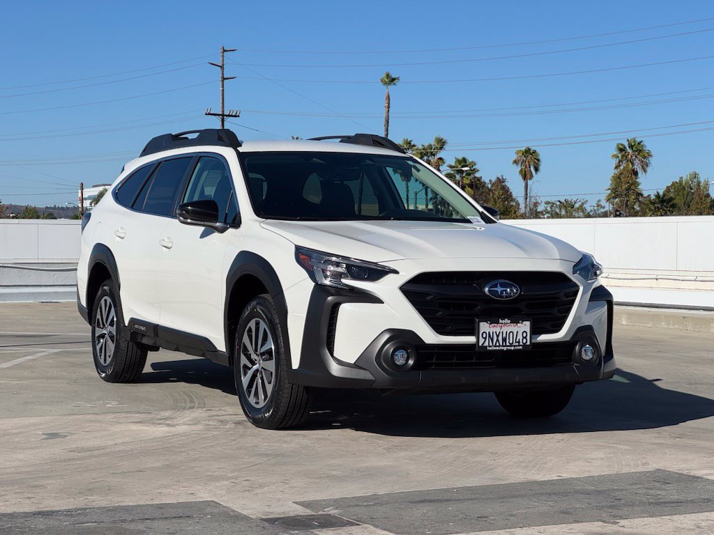 Used 2024 Subaru Outback Premium AWD/4WD image 5