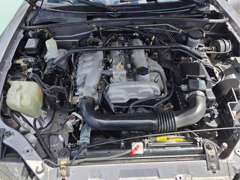 Used 2003 MAZDA MX-5 Miata LS RWD image 18
