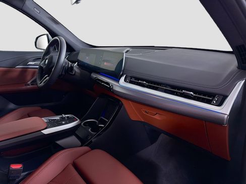 Used 2026 BMW X1 xDrive28i w/ M Sport Package image 31