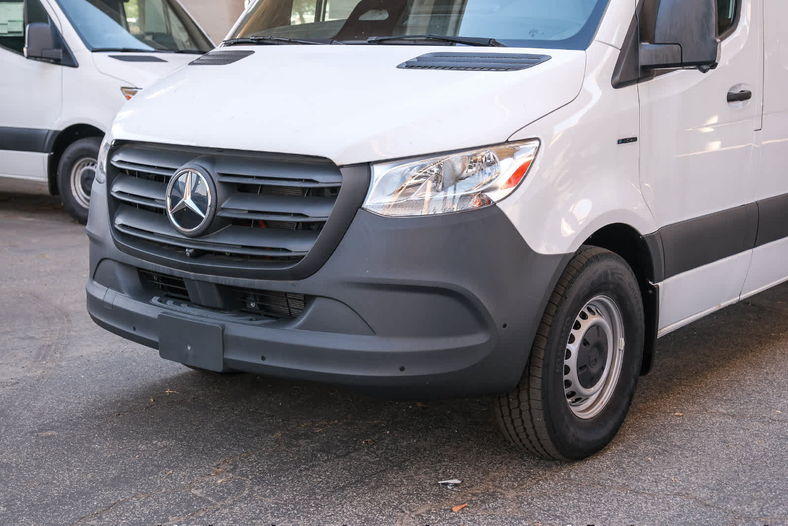 New 2025 Mercedes-Benz eSprinter 170 Cargo image 11